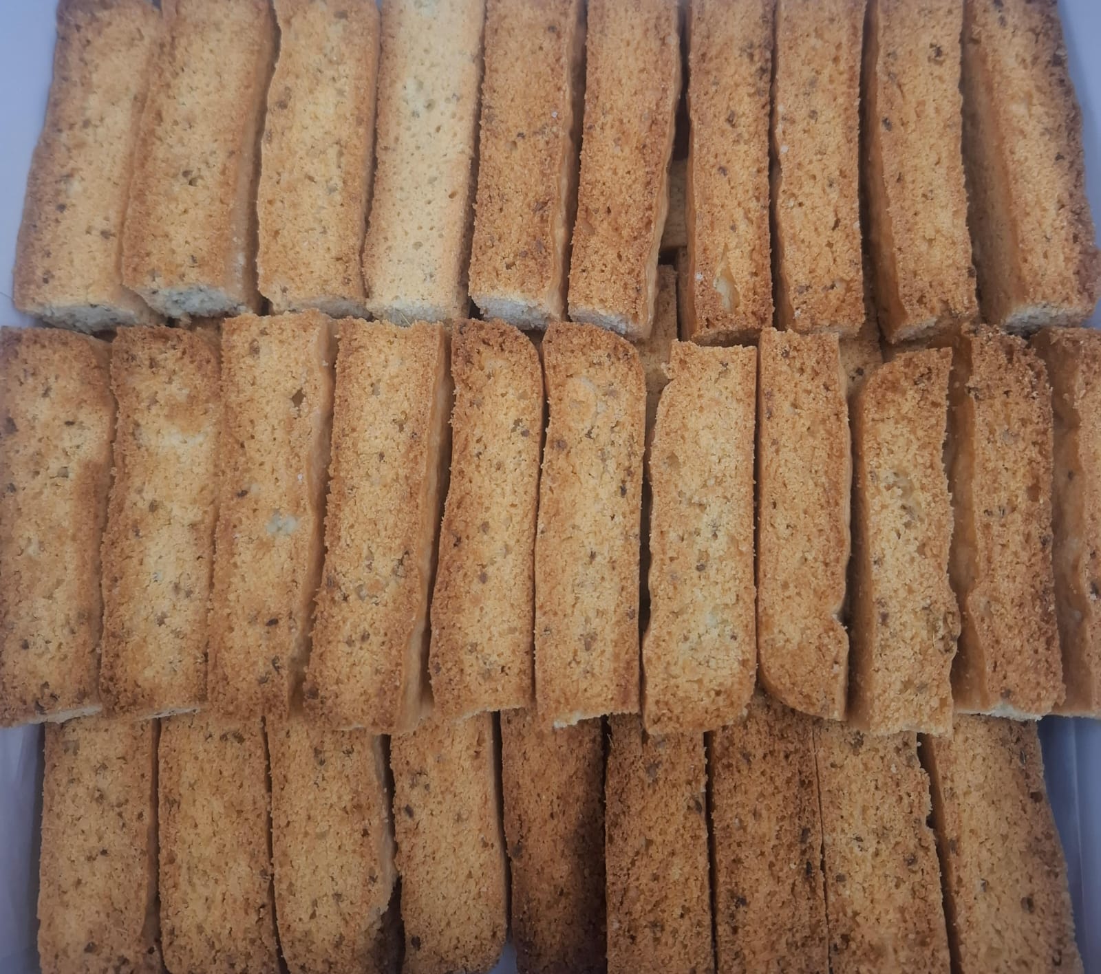 ليلى للخبائز والحلويات 8